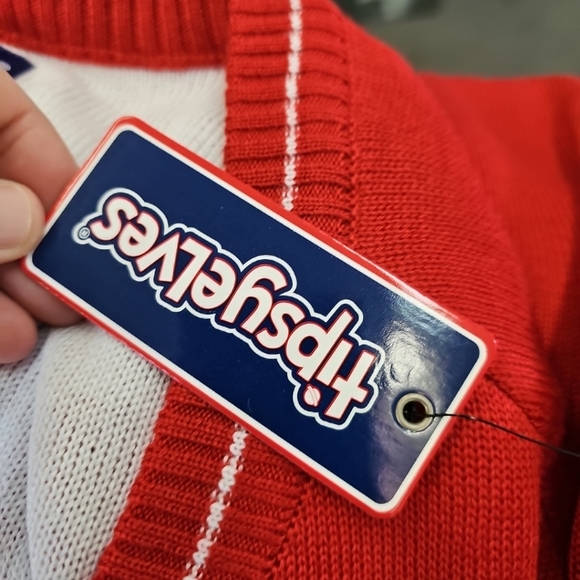 NWT Tipsy Elves Women's Size XL Canada Canadian Maple Leaf Vneck Sweater - Picture 11 of 11